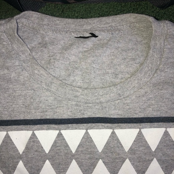Volcom T-shirt - Picture 3 of 3